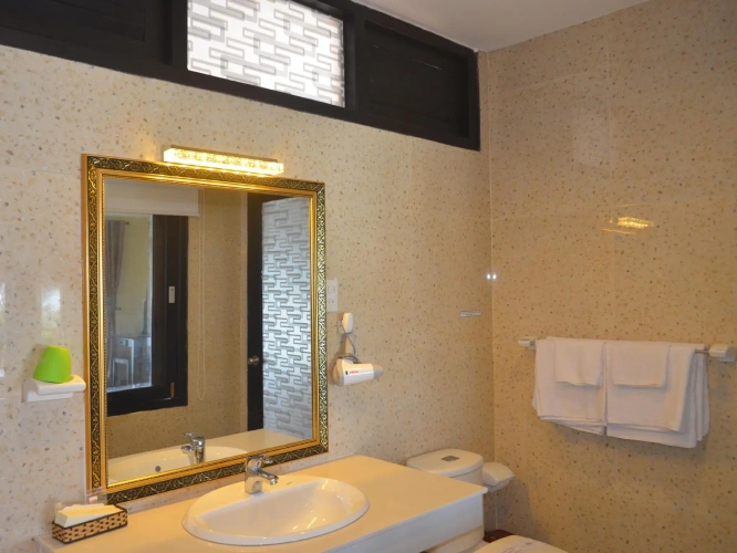 Deluxe Quadruple room beachfront