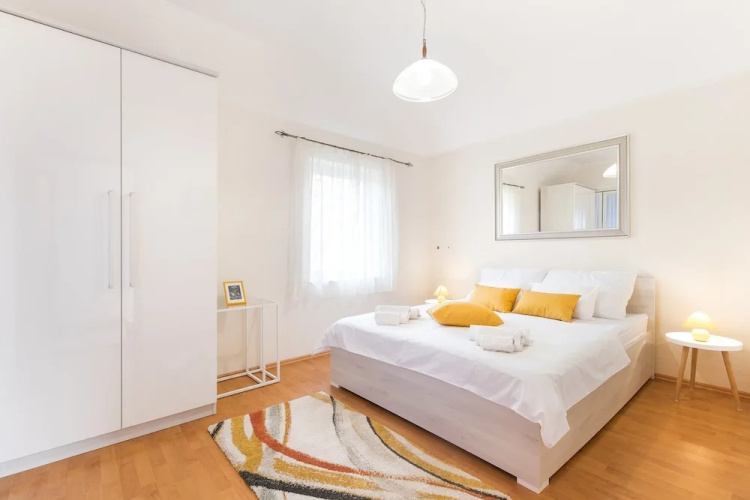 Apartments Lotea