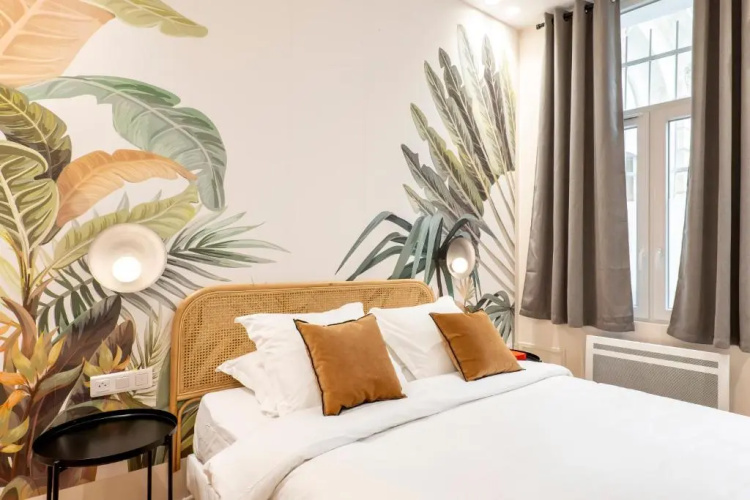 HolidaysInParis - Bonne Nouvelle