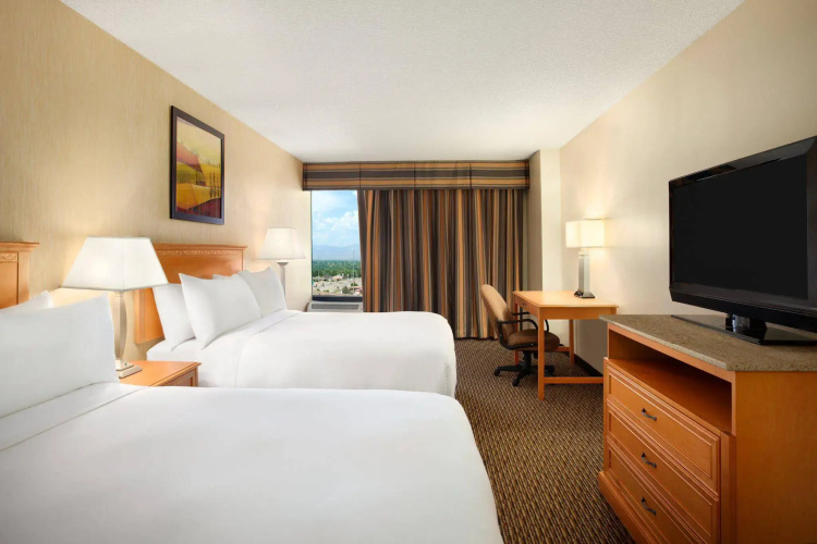 Radisson Hotel Denver - Aurora