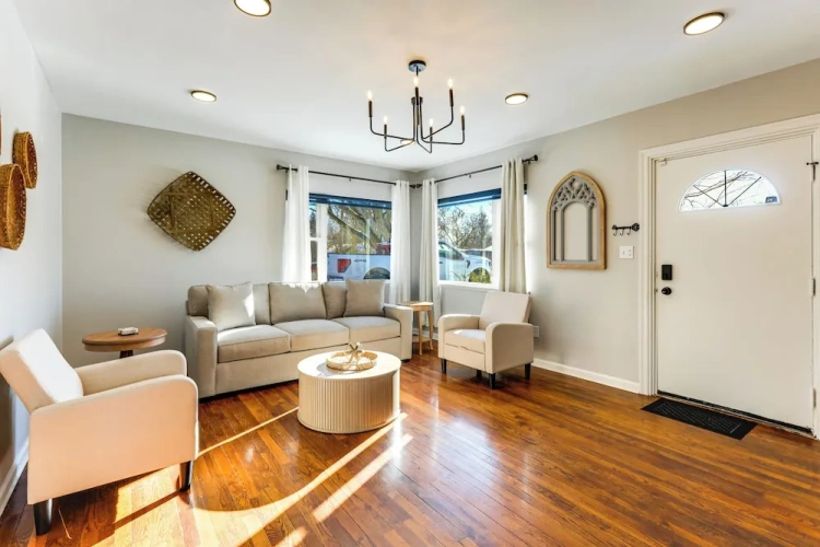 2 Bedrooms Cottage