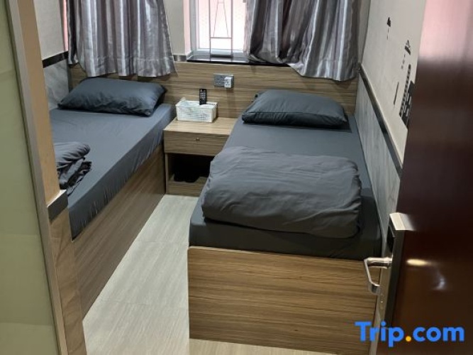Premium Twin room