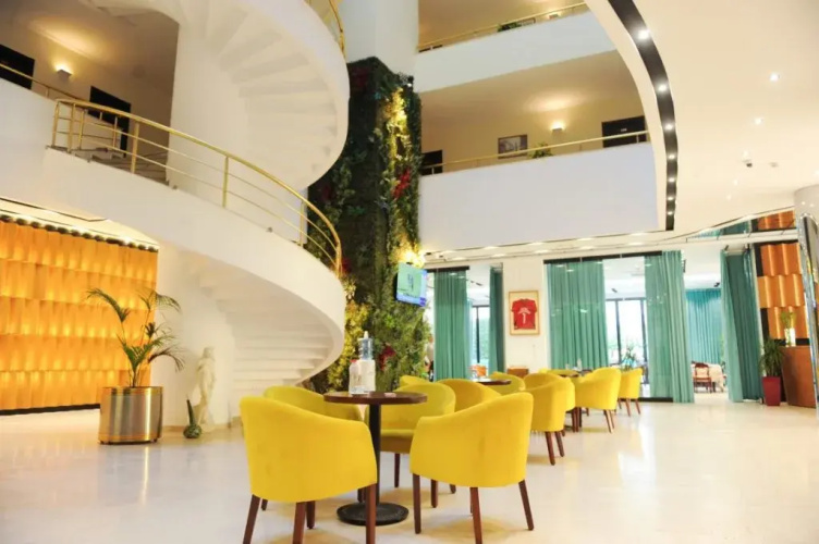 Hotel Leonardo