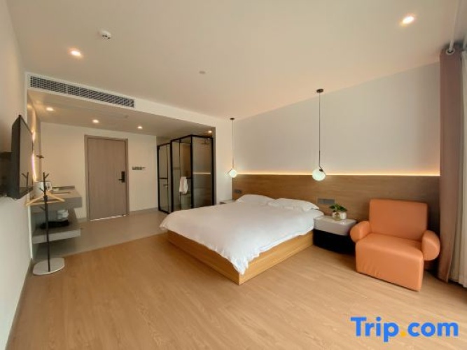 Standard Double room with courtyard view