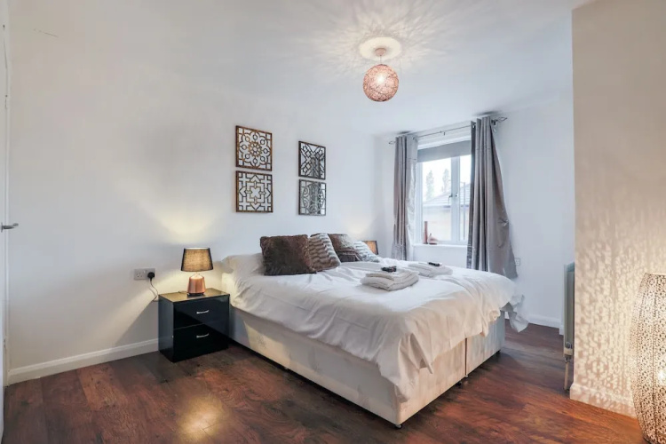 New Cross Apartment by Emerald