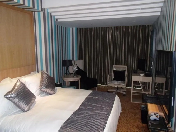 Victoria Hotel