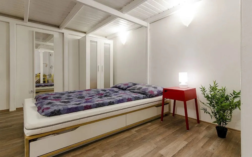 Clove Apartment