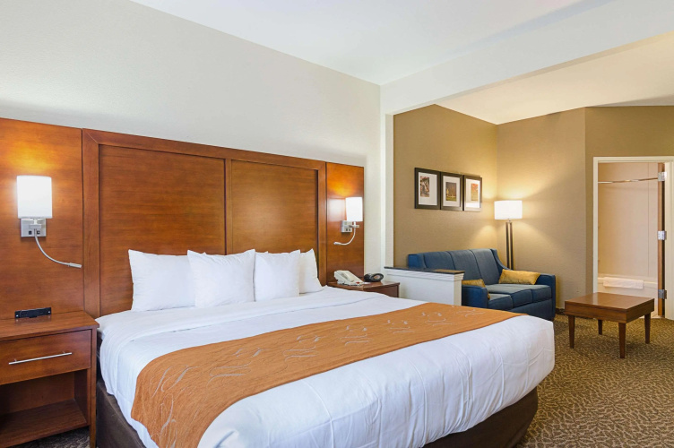 Quality Suites Springdale West I-49