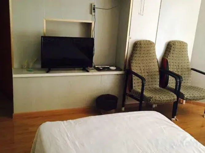 Huali Hostel