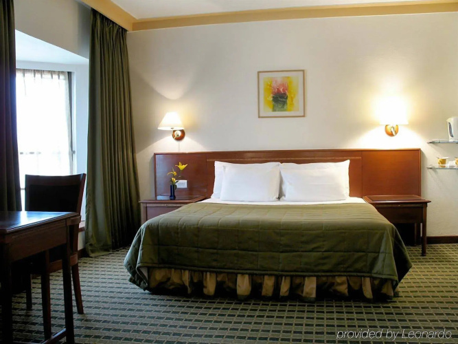 The Central Park Hotel