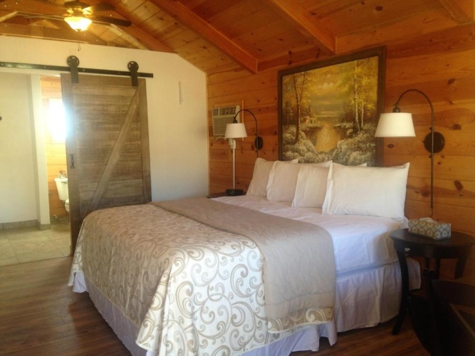 Standard Quadruple room with view