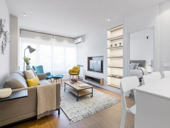 Francisco Silvela Apartment