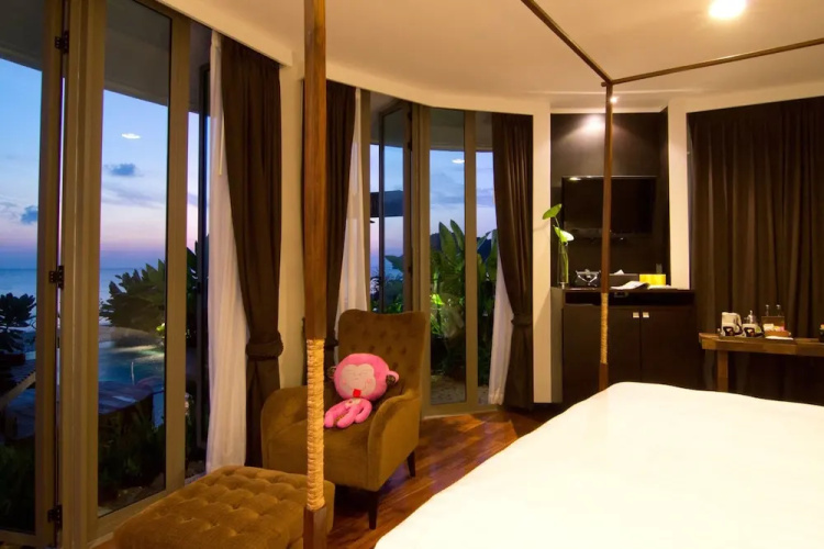 Papa Monkey Resort