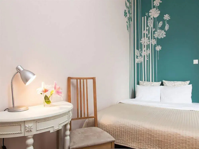 Blooms Boutique Hostel