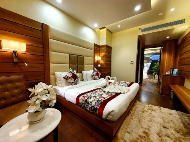 Hotel Makhan Residency