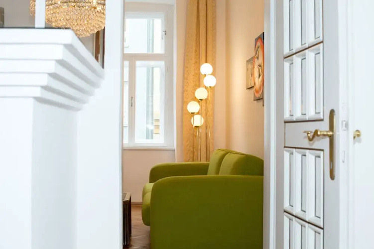 Marthas Veranda Apartment