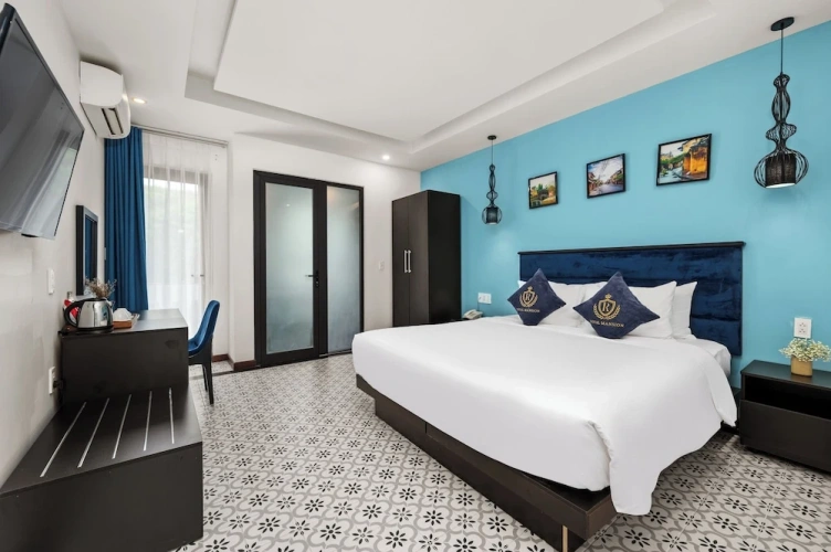 Superior Double room with balcony and with garden view
