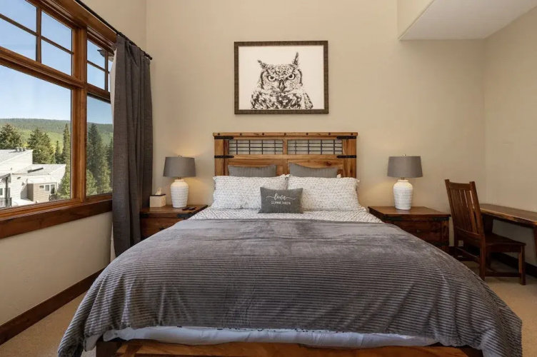 Iron Horse Manor 4 Bedroom Home