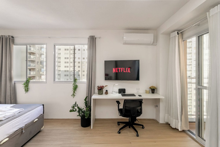 Moderno com AC piscina e academia