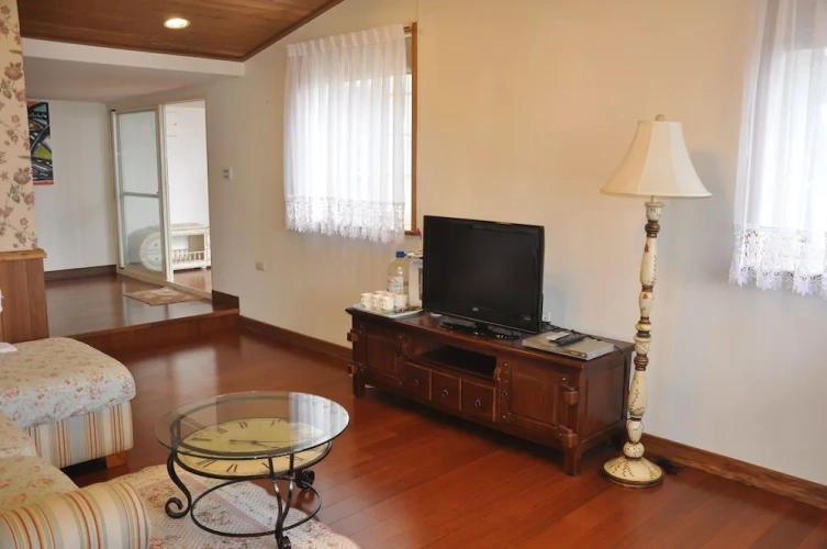 Standard Family room with mountain view