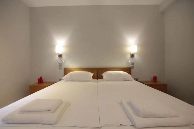 Meni Apartments Hotel