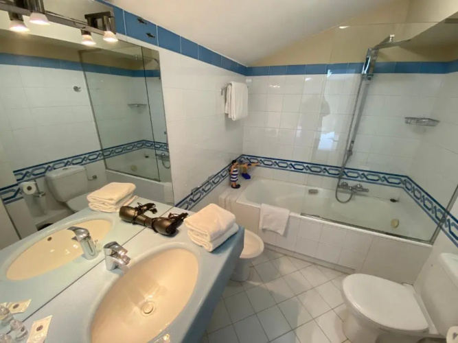 Eden Palace Apartment
