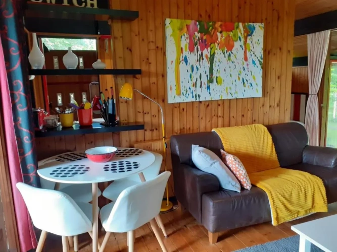 2 Bedrooms Chalet