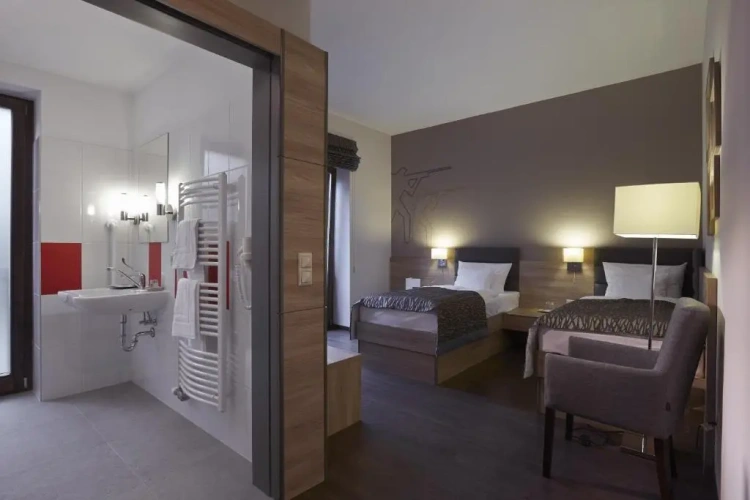 Standard Twin room