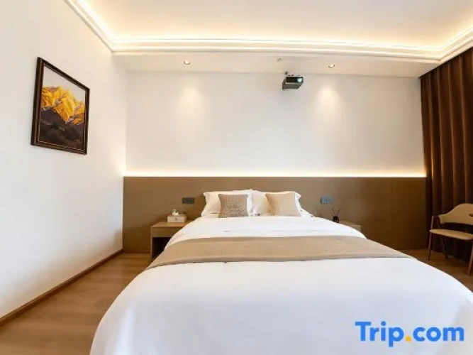 Standard Double room with courtyard view