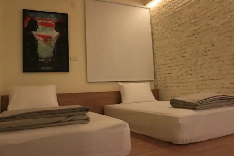 Here Hostel Puli