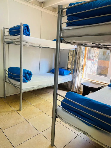 Rosebank Lodge & Backpacker