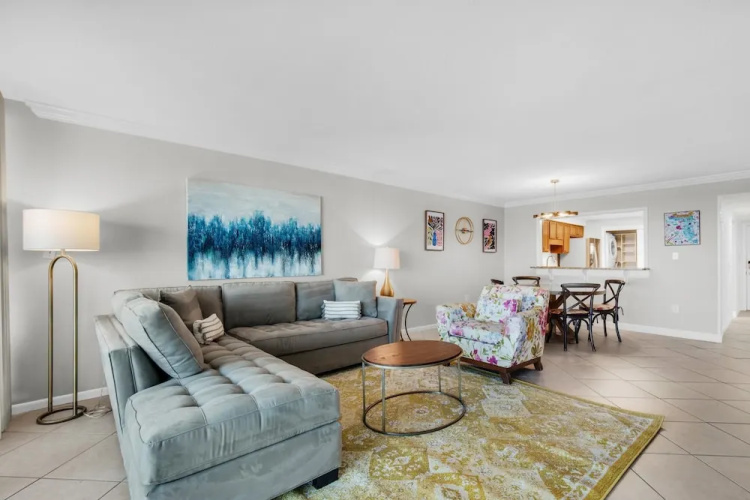 Shoreline Towers 3092