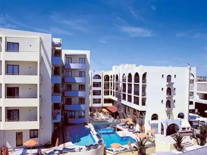 Lefkoniko Beach Bay Hotel