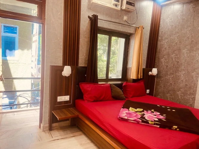Economy room