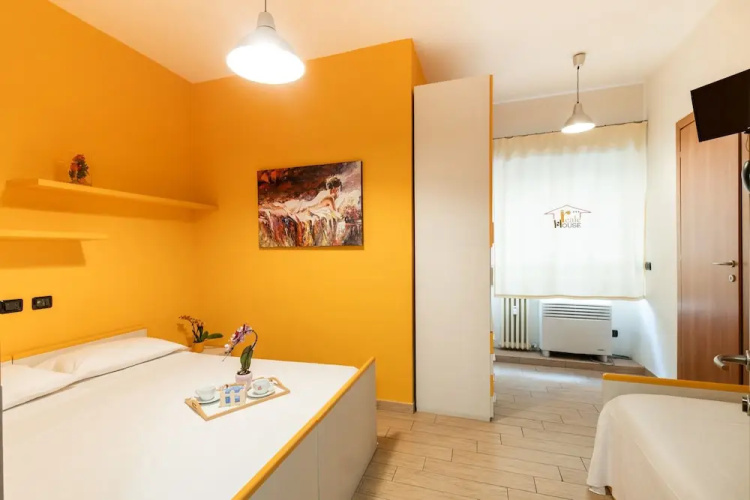 4bnb - Reale House Tulipano