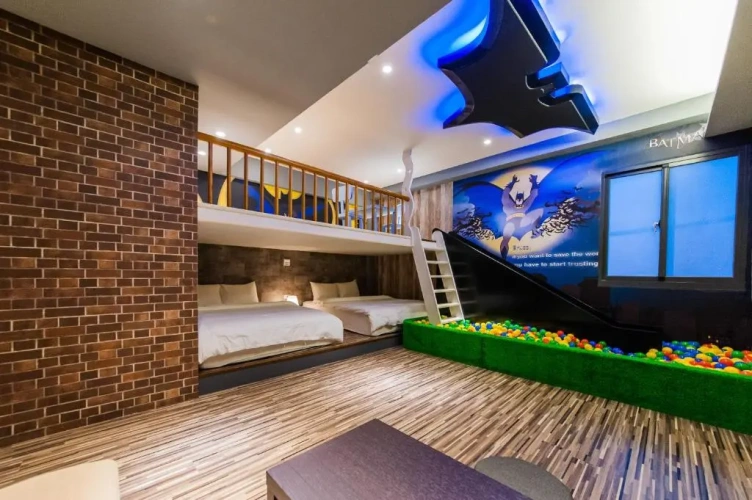 Standard Quadruple room