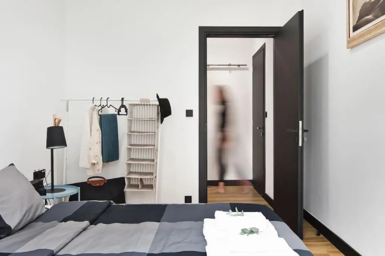 110m² art & tech flat, perfect for digital nomads