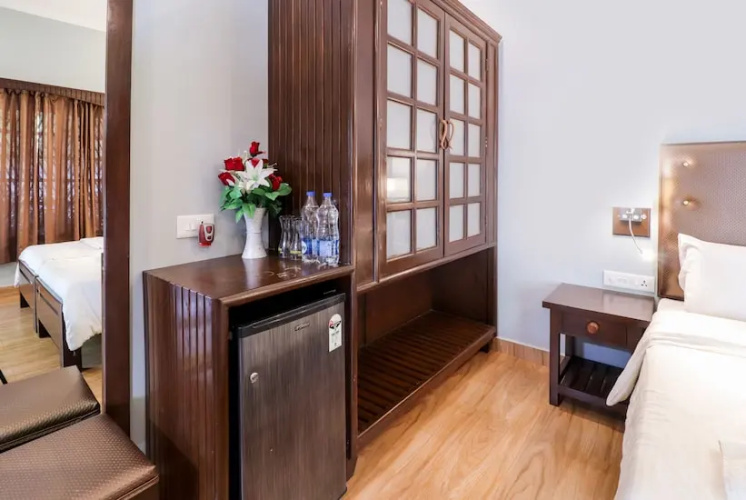 Crown Villa Vagator