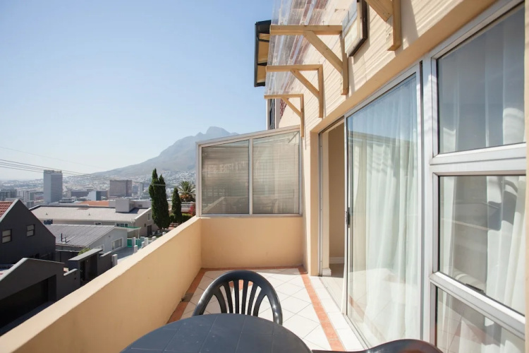 Upper Bloem Apartment