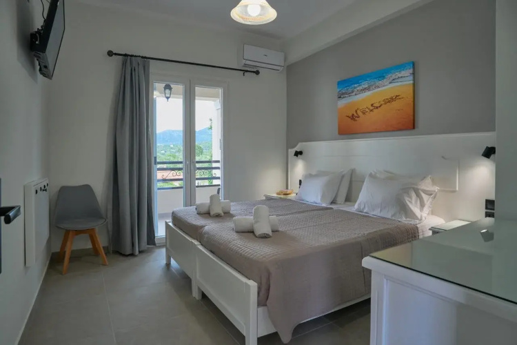 Fiona Apartments