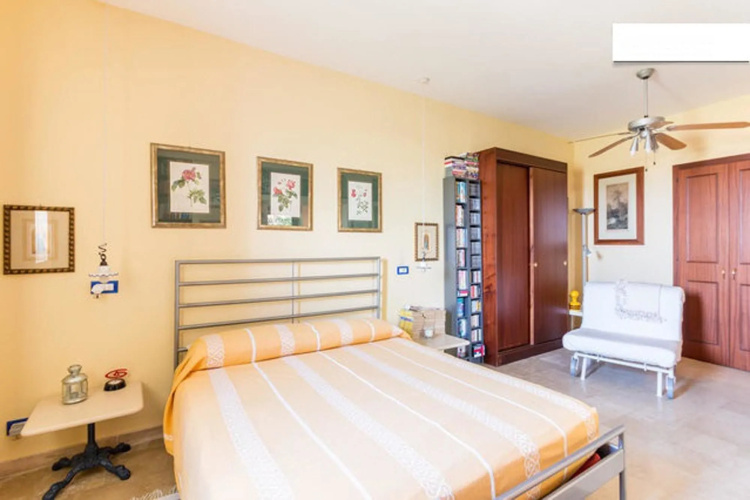 Studio in Modica, With Pool Access, Furnished Terrace and Wifi - 20 km
