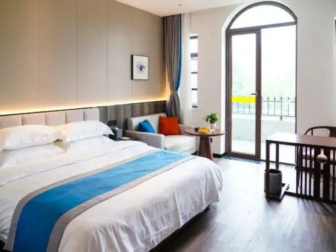 Qingcheng Tianren Hotel