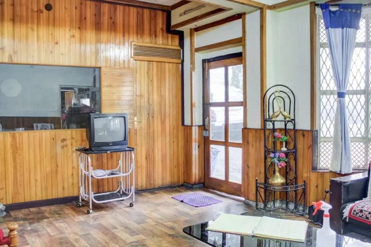 OYO Hotel Meghma