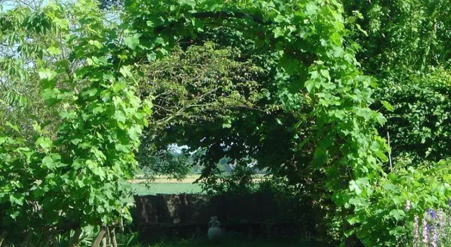Manoir De Vaulx
