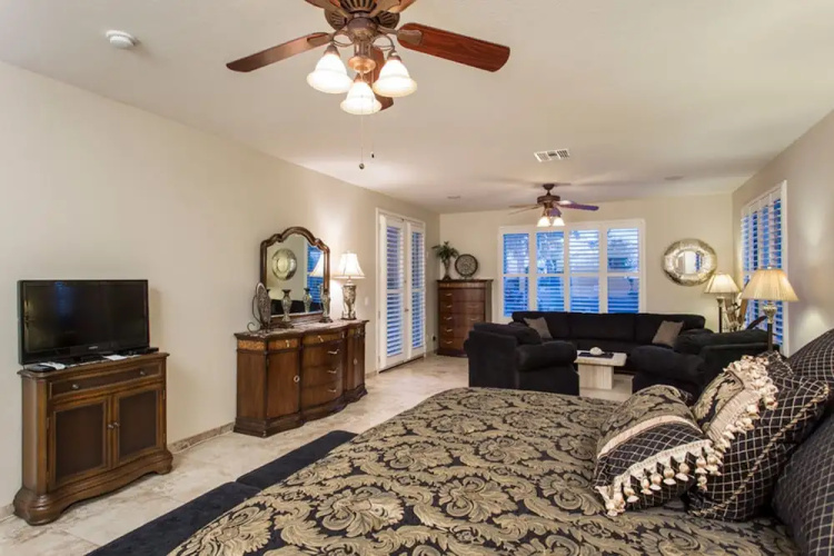 Grand Slam Getaway 5 BR by Casago