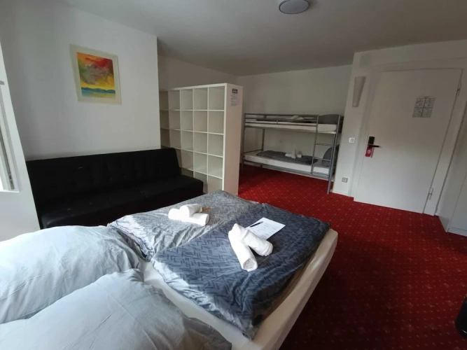 Standard Quadruple room