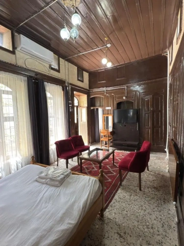 Presidential room