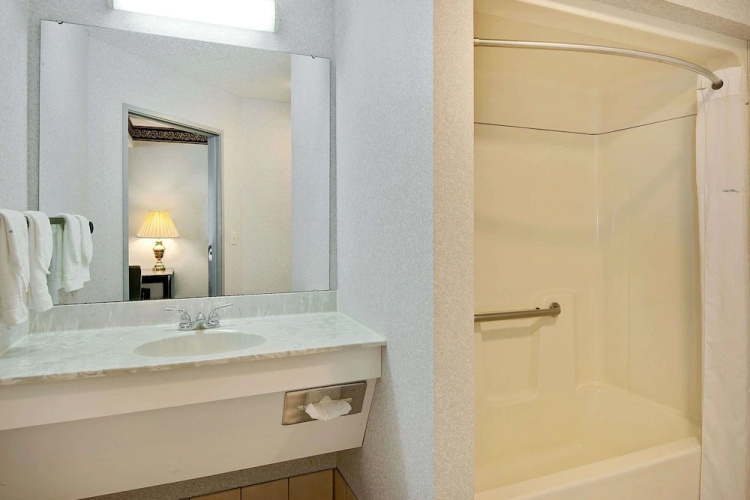 Days Inn Lisbon
