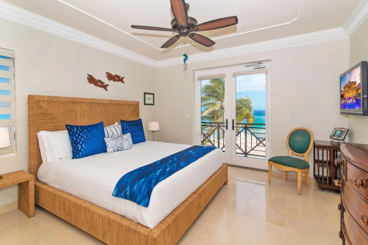 Blue Water Villa