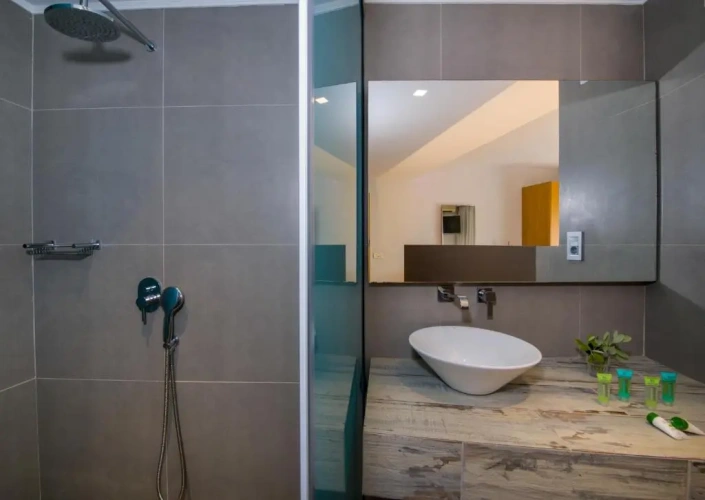 Suite with balcony and with sea view